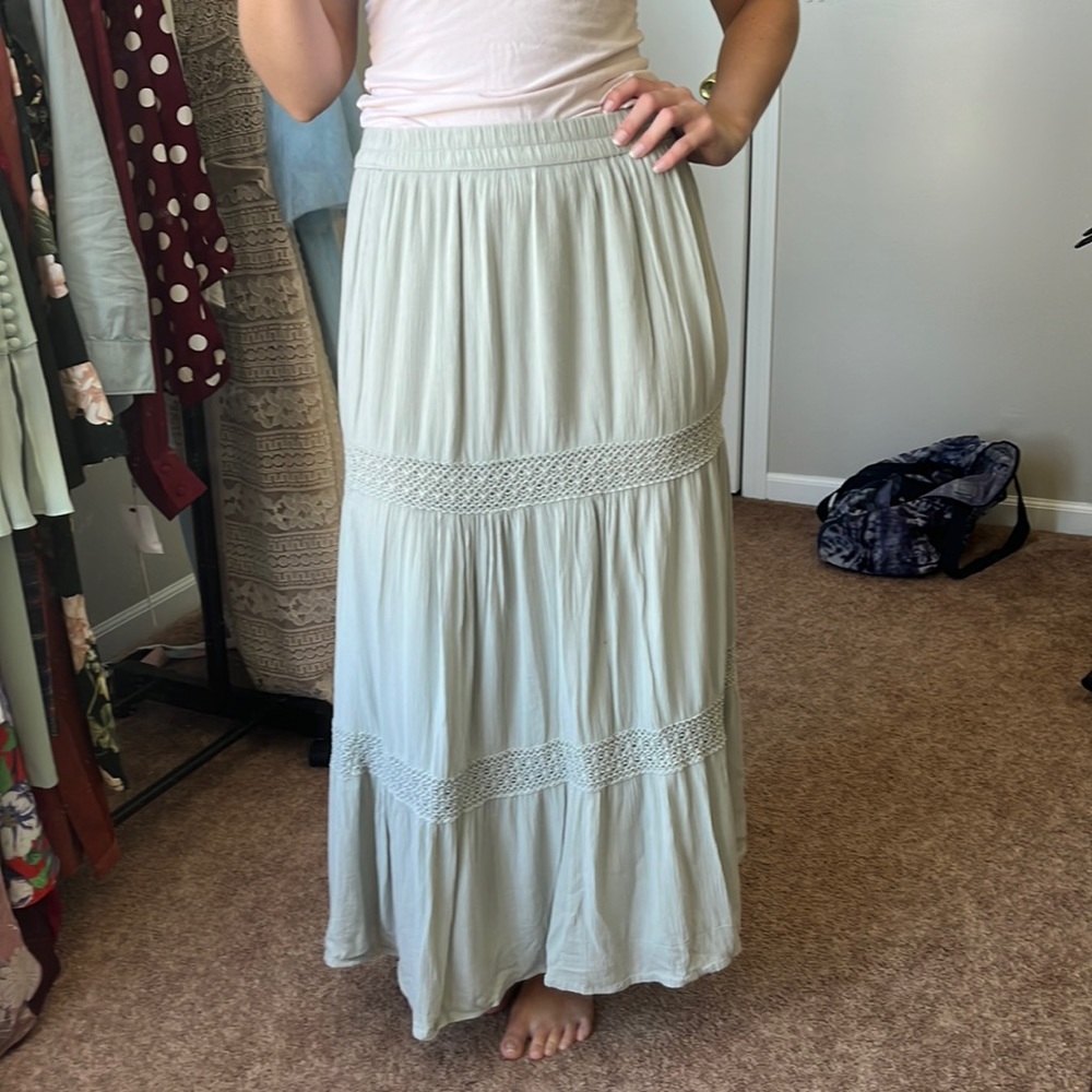 Sim & Sam skirt size M